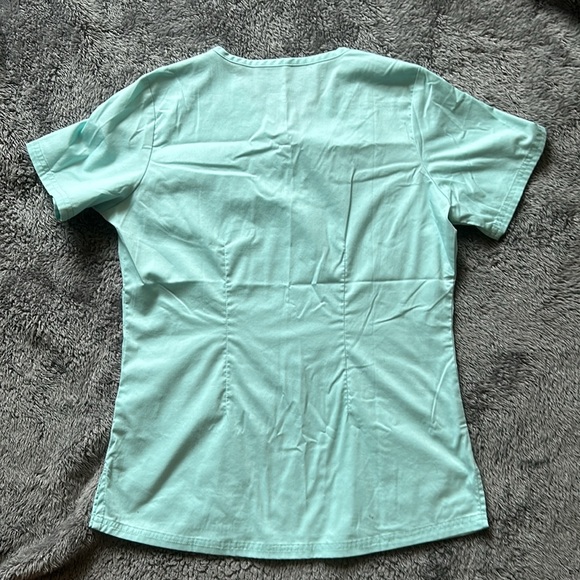 Butter-soft light teal scrub set - Picture 2 of 5